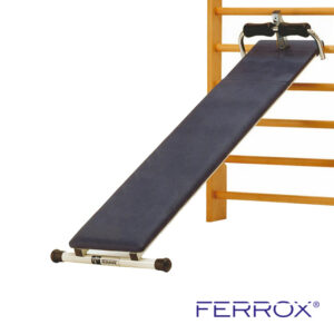 Planche pour faire les abdominaux à fixer sur un espalier utilisé en rééducation par les kinés de marque FERROX